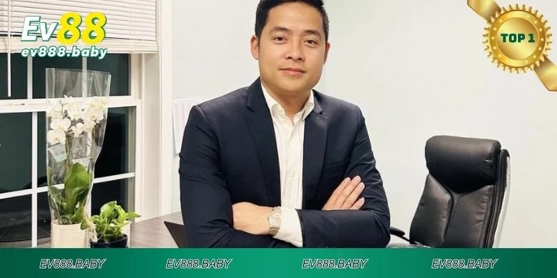 Thông tin tiểu sử của tác giả Nam Nguyễn